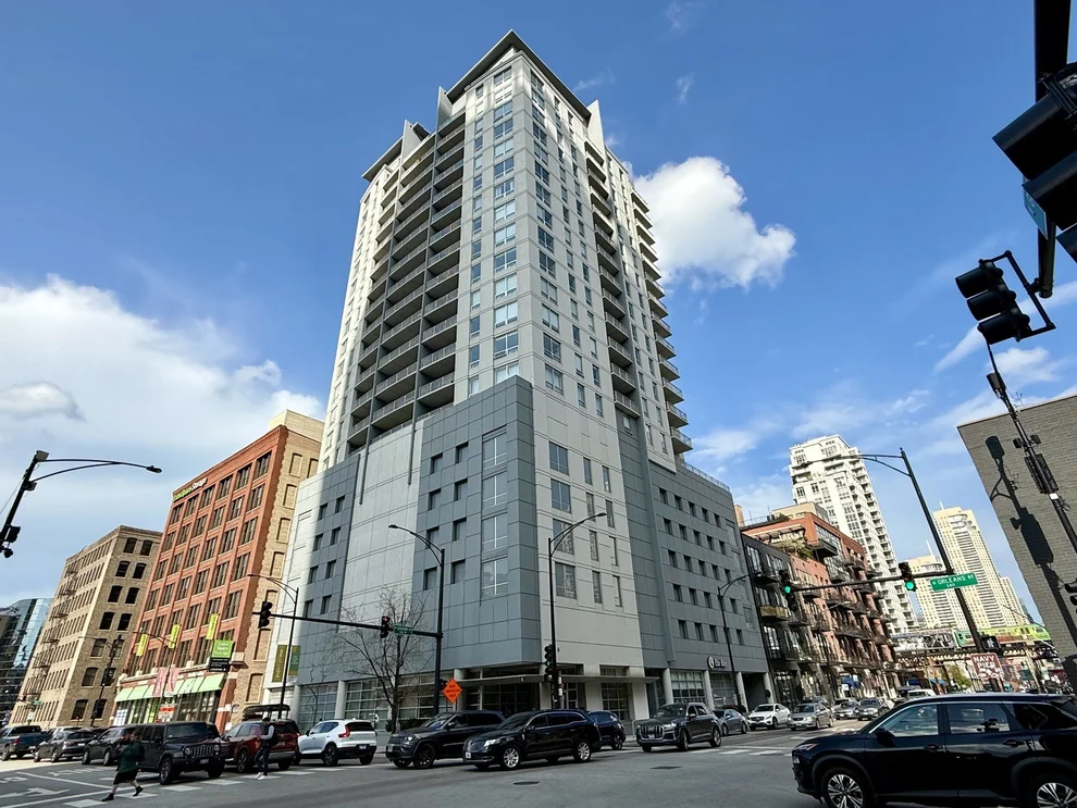 Unit for sale at 330 W GRAND Avenue, Chicago, IL 60654