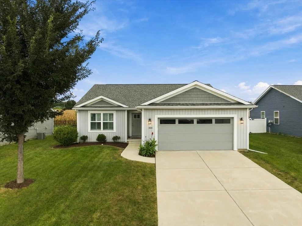 Unit for sale at 304 Bobwhite Way, Normal, IL 61761