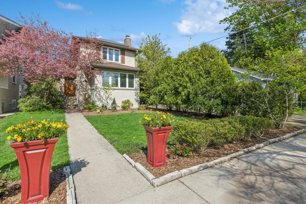 Unit for sale at 2152 Grey Avenue, Evanston, IL 60201