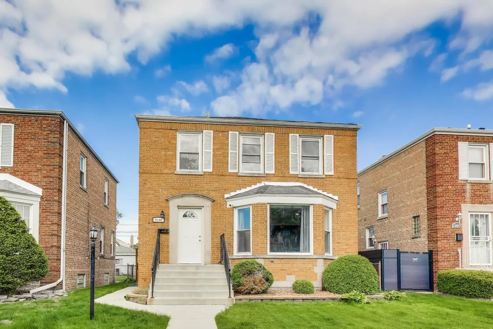 Unit for sale at 9138 S Carpenter Street, Chicago, IL 60620