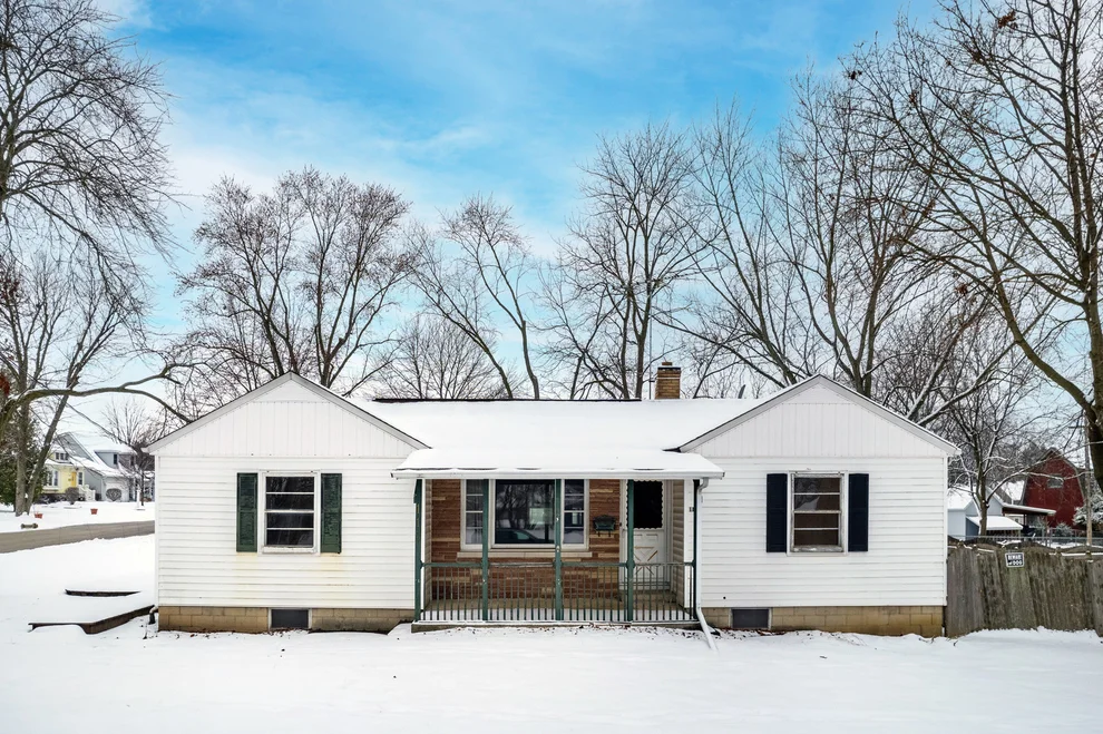 Unit for sale at 115 S Cedar Road, New Lenox, IL 60451