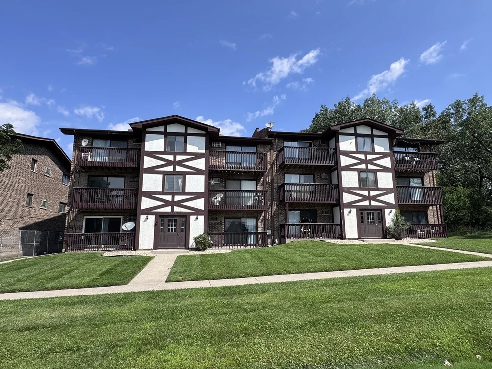 Unit for sale at 3642 W 119th Street, Alsip, IL 60803