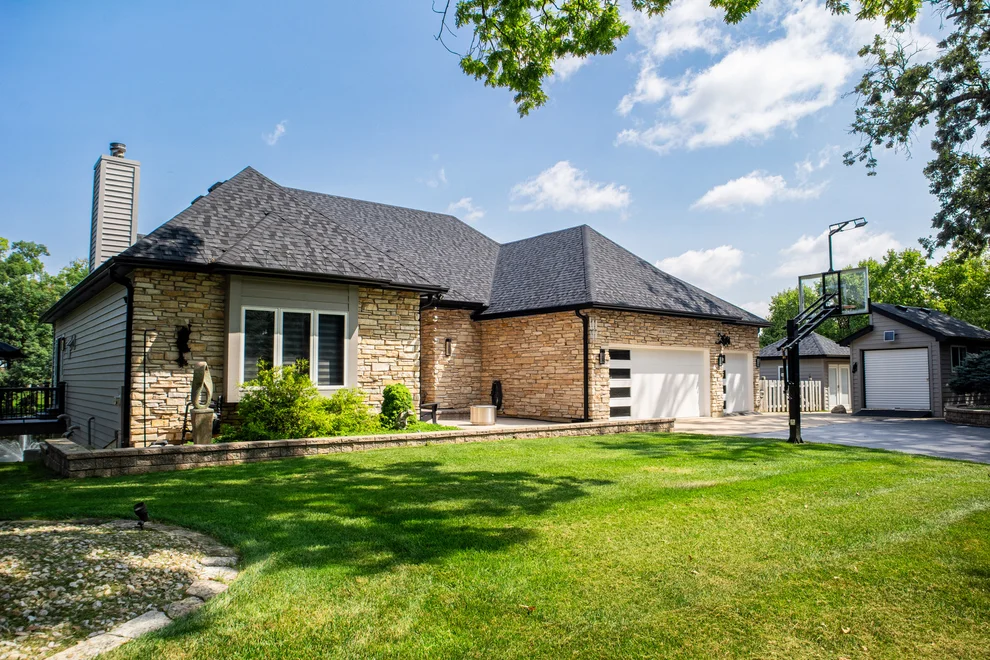 Unit for sale at 40W022 Tanner Road, North Aurora, IL 60542