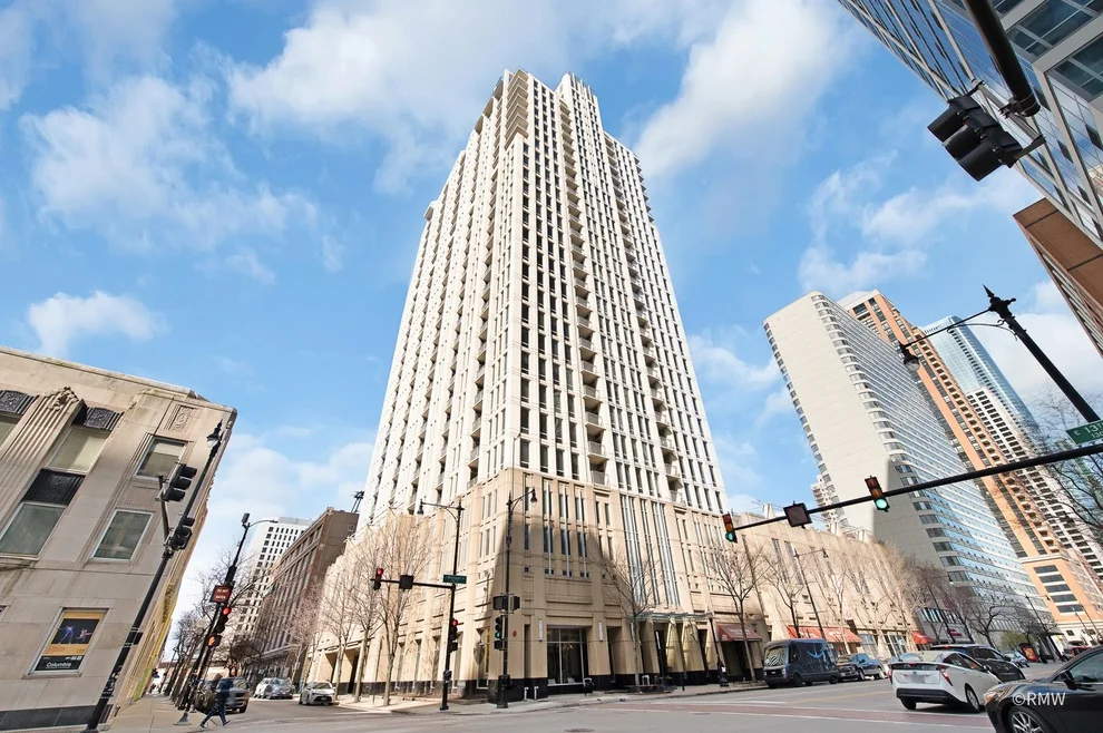 Unit for sale at 1250 S Michigan Avenue, Chicago, IL 60605