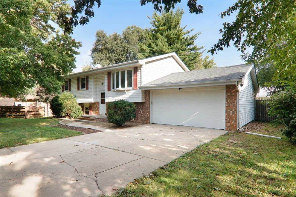 Unit for sale at 1706 Erin Drive, Normal, IL 61761