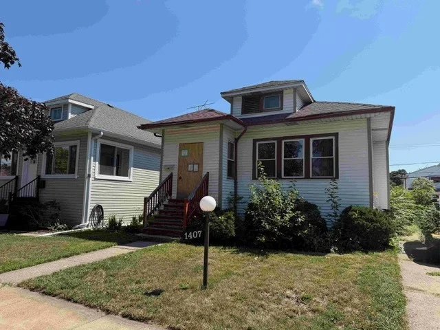 Unit for sale at 1407 S 16th Avenue, Maywood, IL 60153
