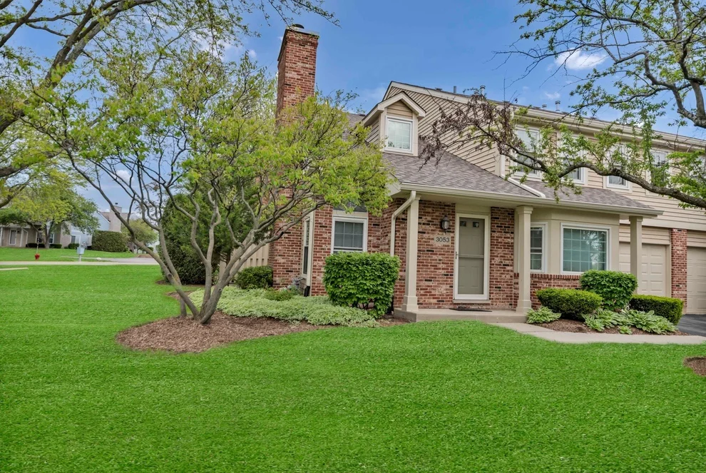 Unit for sale at 3053 Anton Drive, Aurora, IL 60504