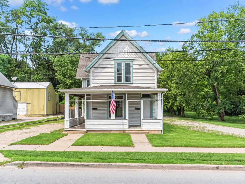 Unit for sale at 642 E Chicago Street, Elgin, IL 60120