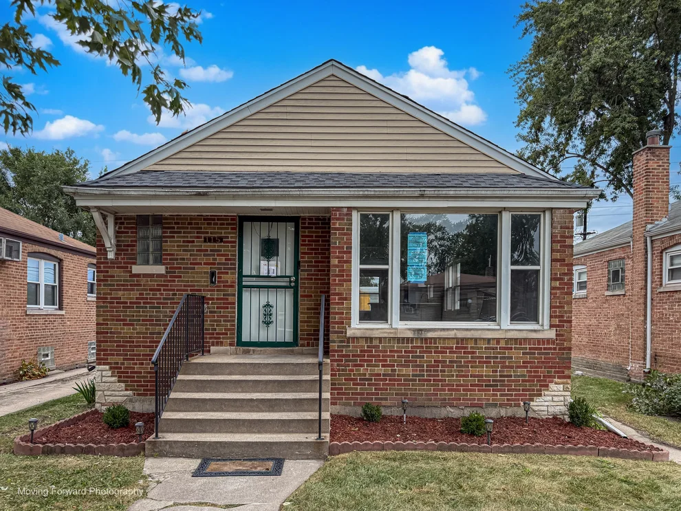 Unit for sale at 115 E 140th Court, Riverdale, IL 60827