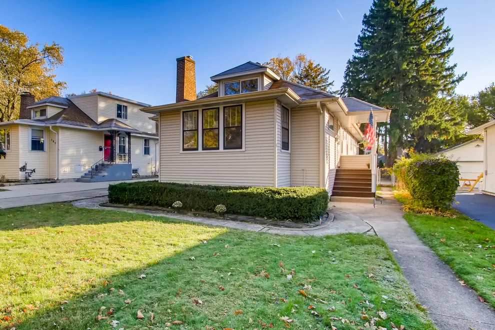 Unit for sale at 111 S Princeton Avenue, Villa Park, IL 60181