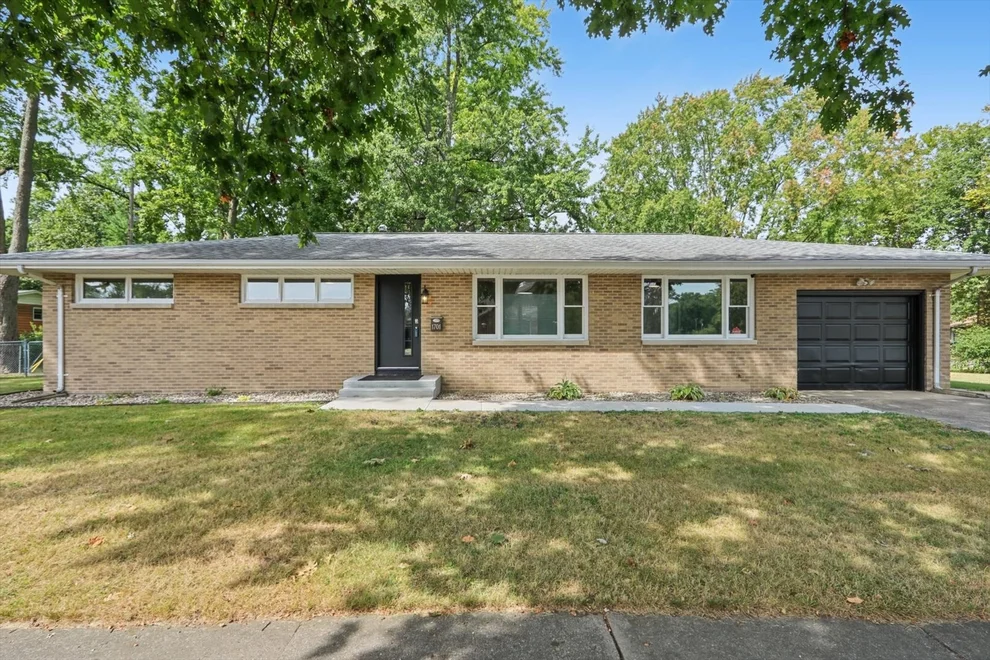 Unit for sale at 1701 S Anderson Street, Urbana, IL 61801
