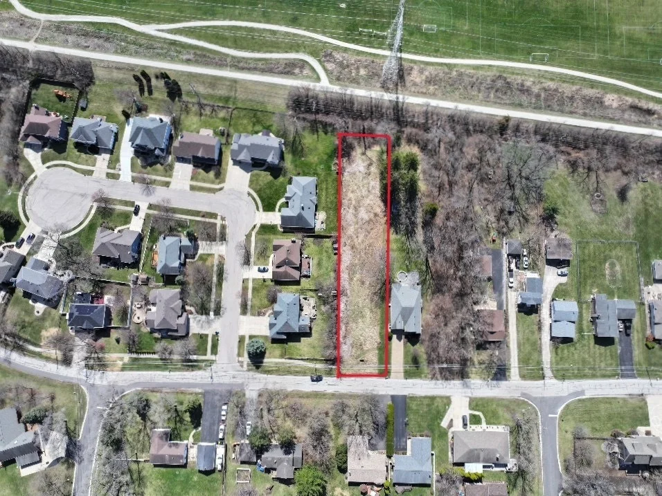 Unit for sale at 22W165 1st Street, Glen Ellyn, IL 60137