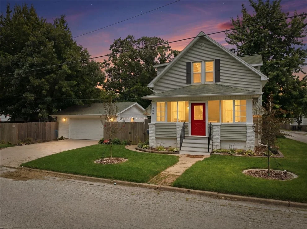 Unit for sale at 1406 W Empire Street, Bloomington, IL 61701