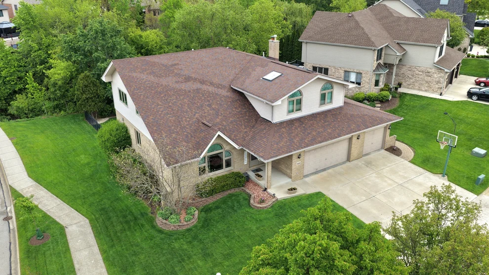 Unit for sale at 11630 Creekside Drive, Orland Park, IL 60467