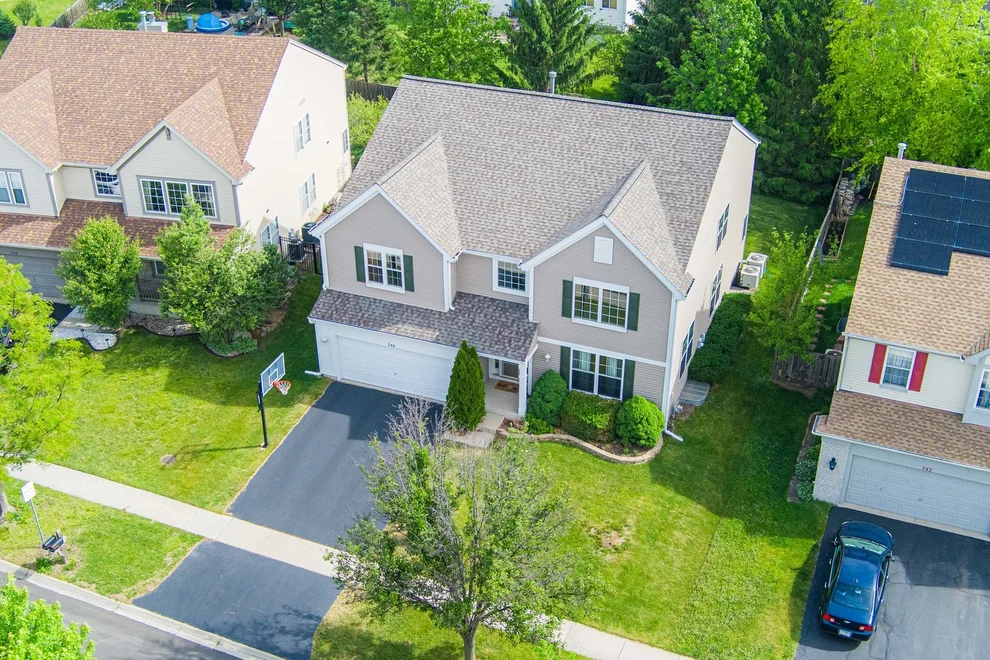 Unit for sale at 746 Bluebell Lane, Pingree Grove, IL 60140