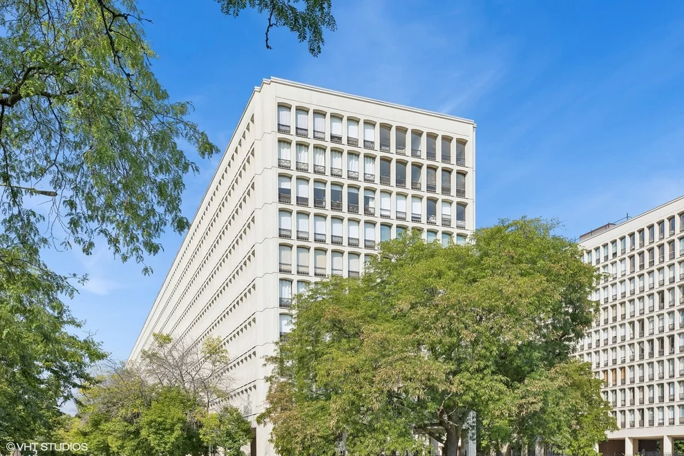 Unit for sale at 1450 E 55th Place, Chicago, IL 60637