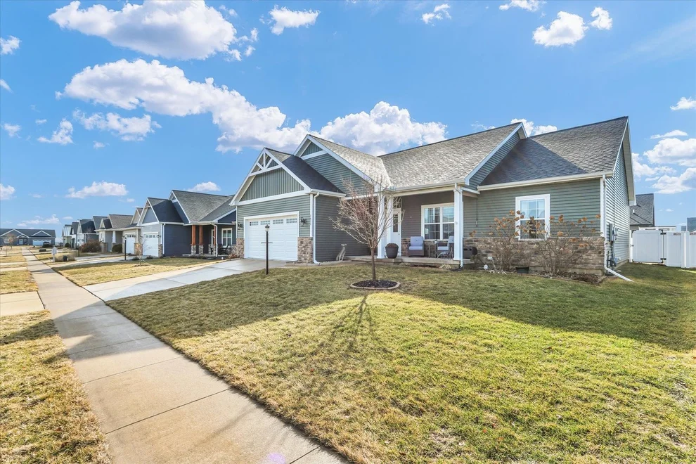 Unit for sale at 1611 E Vernon Drive, Urbana, IL 61802