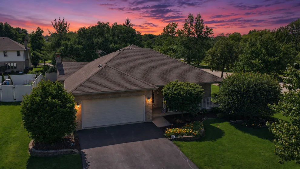 Unit for sale at 601 Lisson, New Lenox, IL 60451