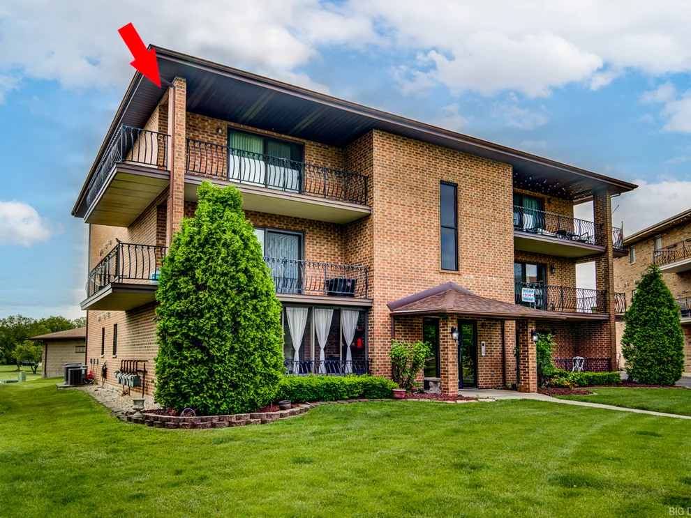 Unit for sale at 16755 Paxton Avenue, Tinley Park, IL 60477