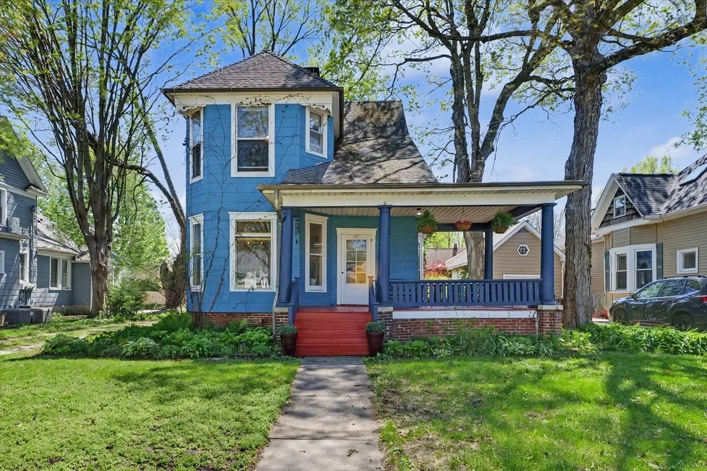 Unit for sale at 617 W White Street, Champaign, IL 61820