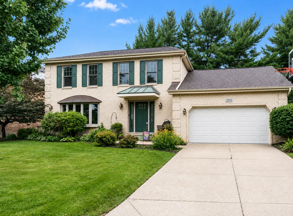 Unit for sale at 2315 Ridgewood Road, Lisle, IL 60532