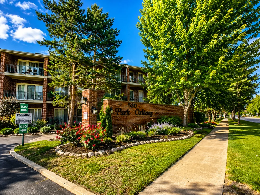 Unit for sale at 520 Biesterfield Road, Elk Grove Village, IL 60007