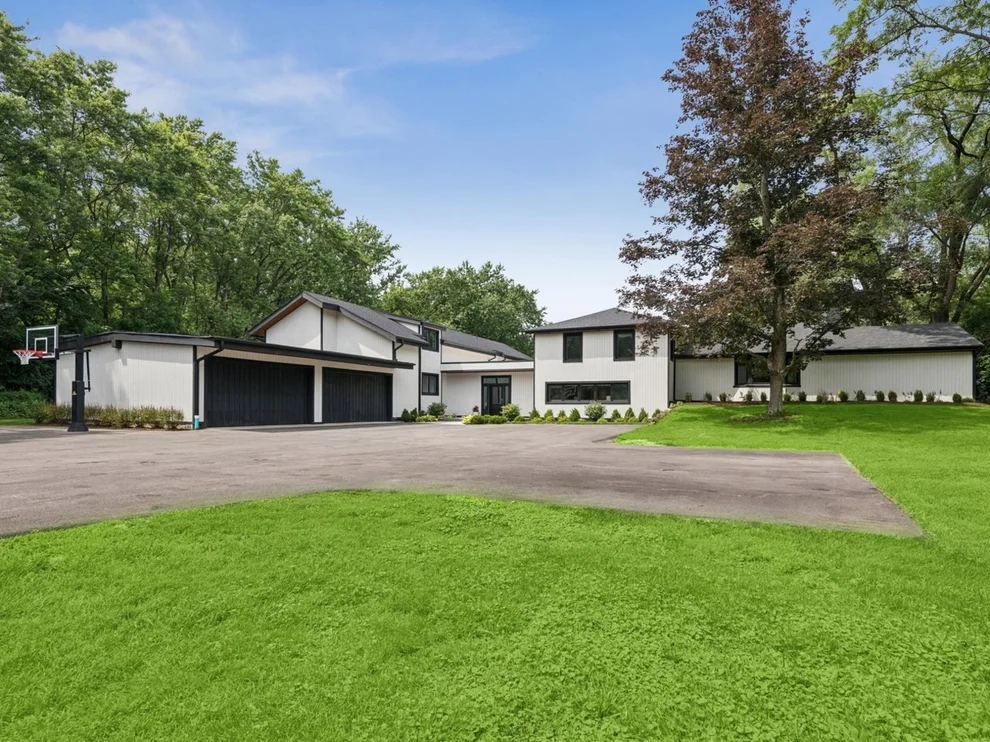 Unit for sale at 3148 Cuba Road, Long Grove, IL 60047