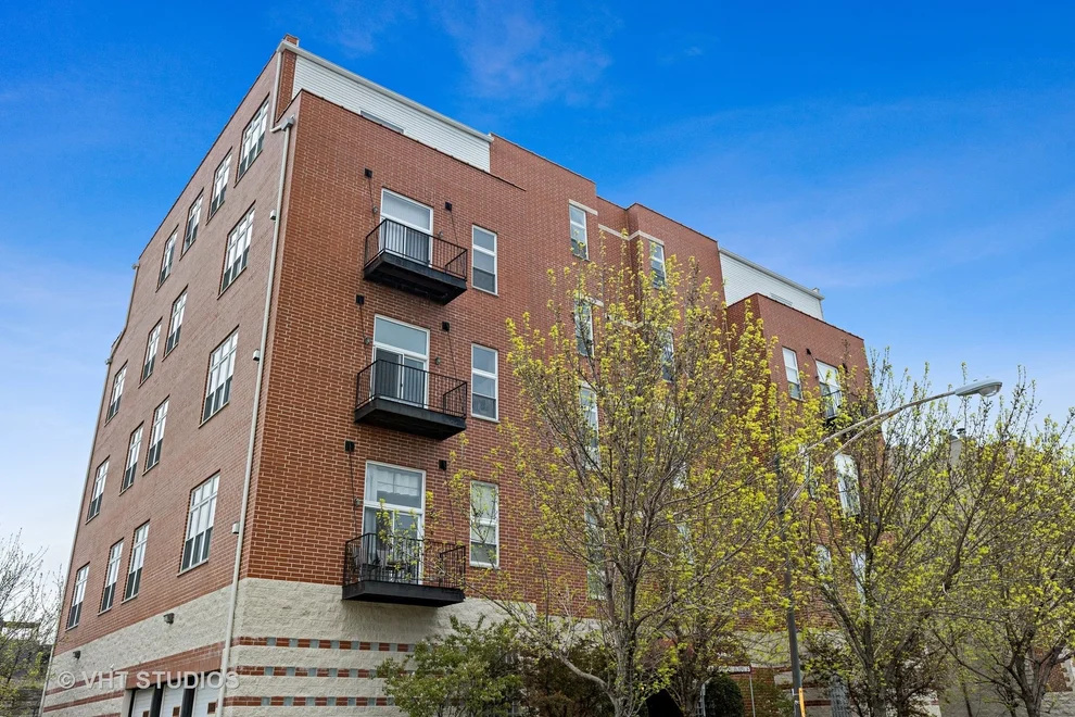 Unit for sale at 949 N Willard Court, Chicago, IL 60642
