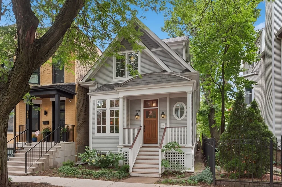 Unit for sale at 3924 N Paulina Street, Chicago, IL 60613