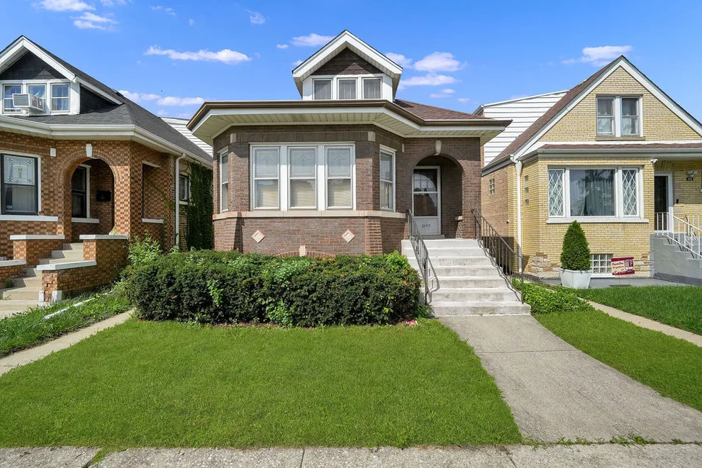 Unit for sale at 6142 S Kildare Avenue, Chicago, IL 60629