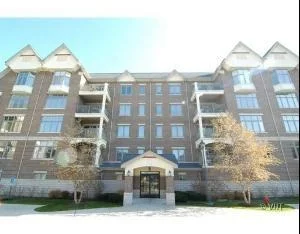Unit for sale at 425 Village Green, LINCOLNSHIRE, IL 60069