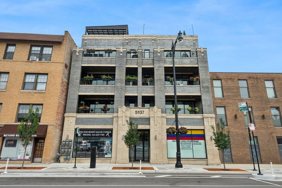 Unit for sale at 5137 N LINCOLN Avenue, Chicago, IL 60625