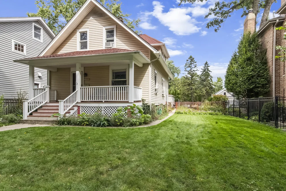 Unit for sale at 1624 Spencer Avenue, Wilmette, IL 60091