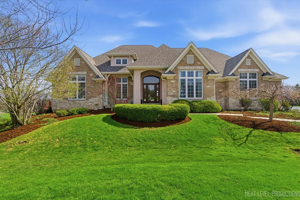 Unit for sale at 1933 Spring Valley Drive, Elburn, IL 60119