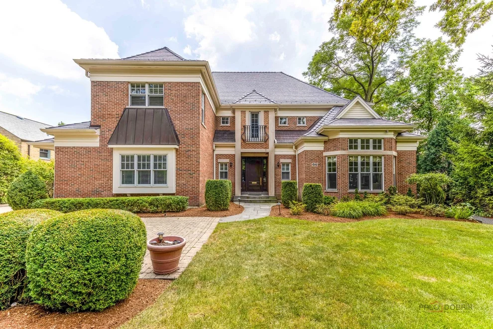 Unit for sale at 64 Crescent Drive, Glencoe, IL 60022