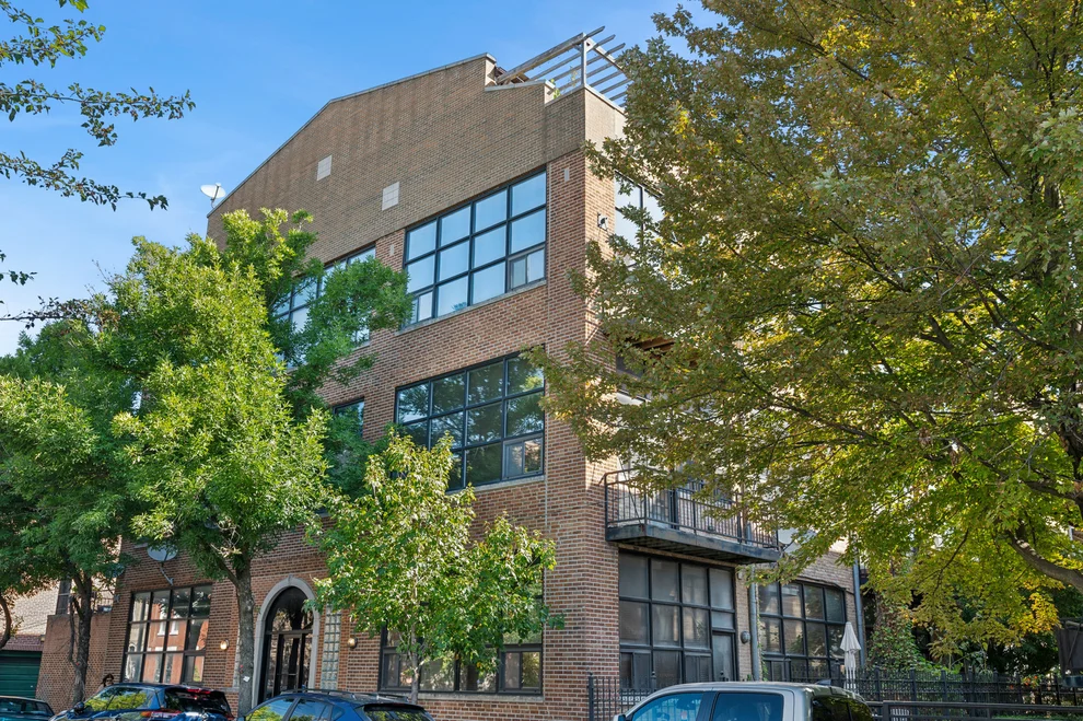 Unit for sale at 1137 N WOOD Street, Chicago, IL 60622