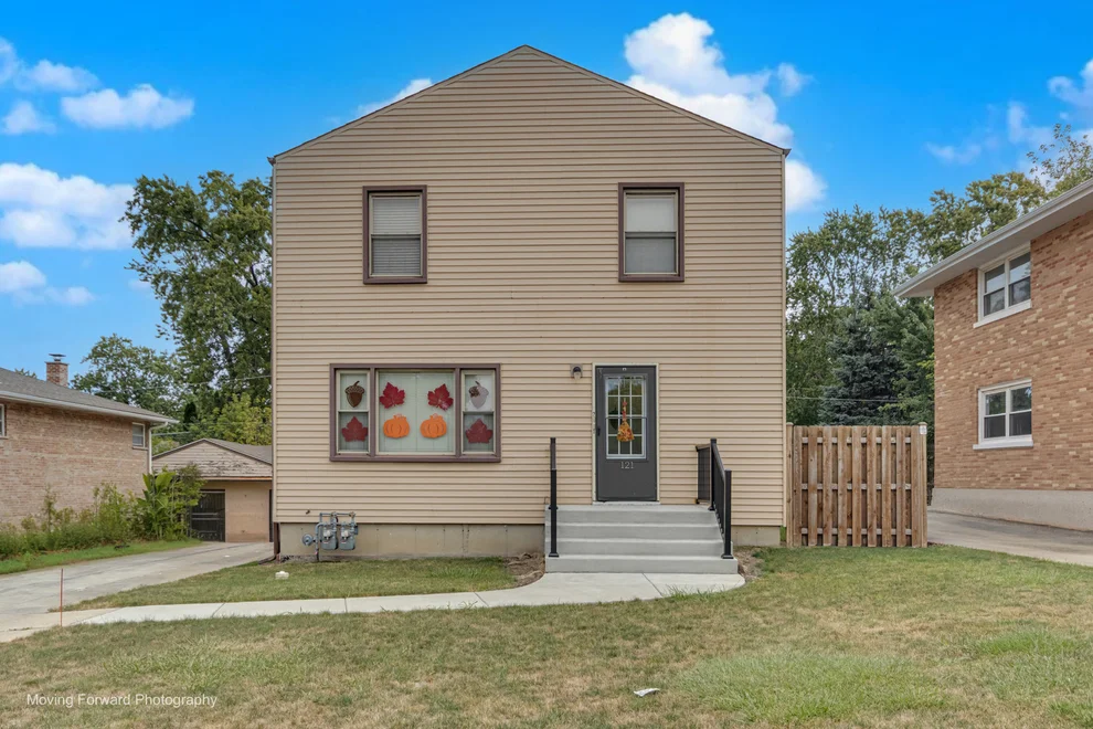 Unit for sale at 121 S Addison Road, Addison, IL 60101