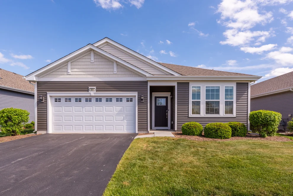 Unit for sale at 833 Americana Avenue, Pingree Grove, IL 60140