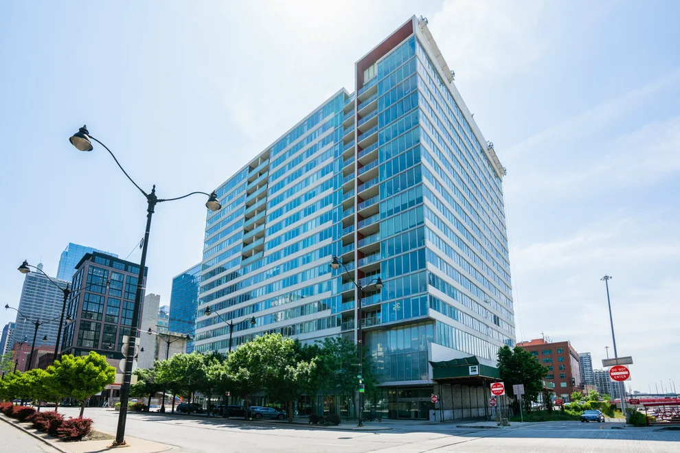 Unit for sale at 659 W Randolph Street, Chicago, IL 60661