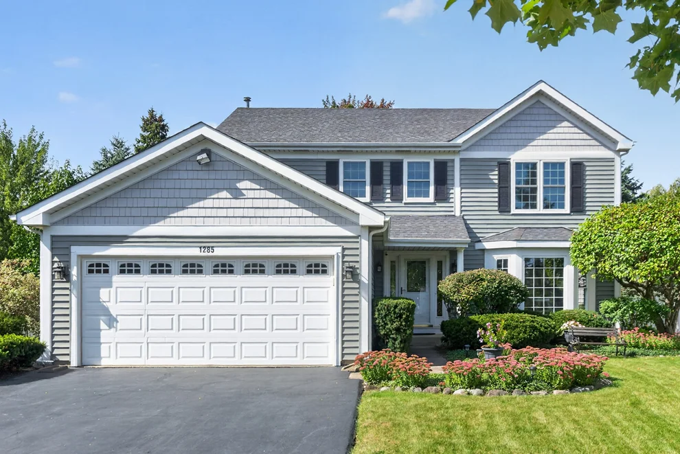 Unit for sale at 1285 Berkshire Lane, Barrington, IL 60010