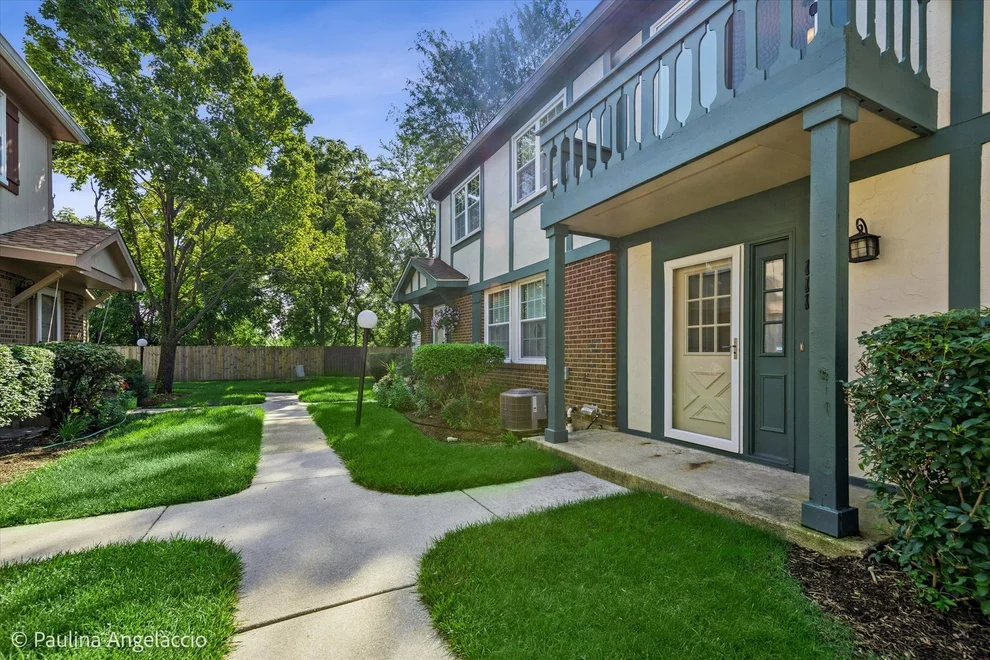 Unit for sale at 111 Lindenwood Court, Vernon Hills, IL 60061