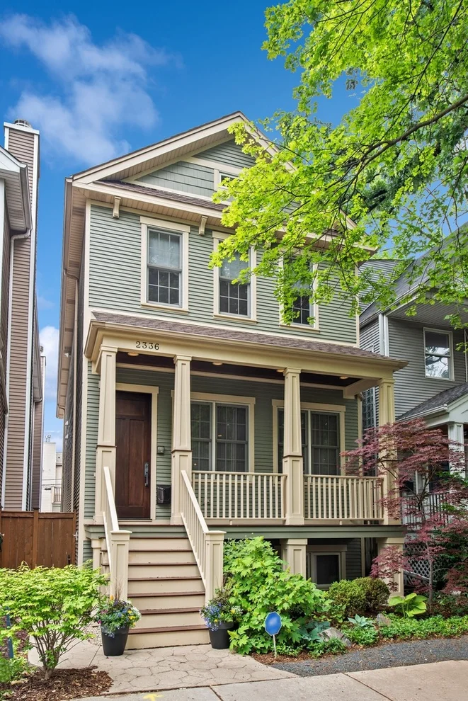 Unit for sale at 2336 W Cullom Avenue, Chicago, IL 60618