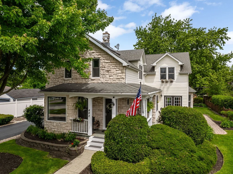 Unit for sale at 442 Davis Street, Downers Grove, IL 60515