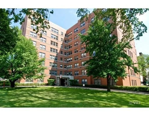 Unit for sale at 1585 Ridge Avenue, EVANSTON, IL 60201