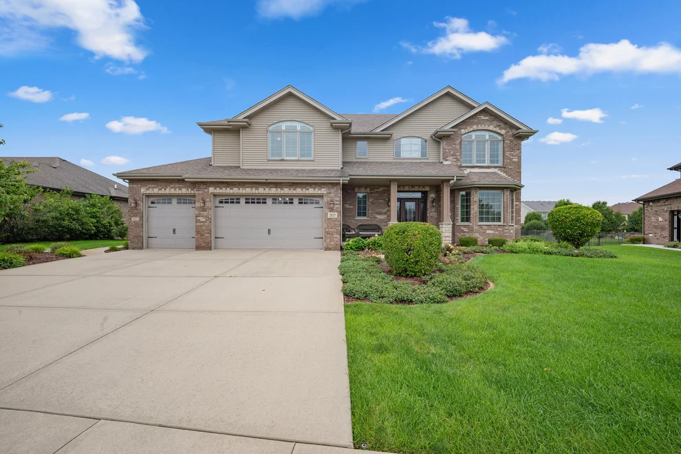 Unit for sale at 2837 Taylor Glen Drive, New Lenox, IL 60451