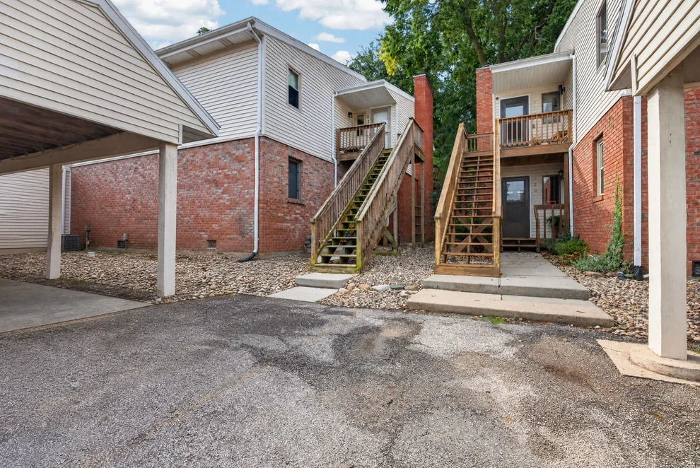 Unit for sale at 903 N Linden Street, Normal, IL 61761
