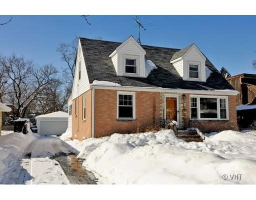 Unit for sale at 120 Lincoln Street, GLENVIEW, IL 60025