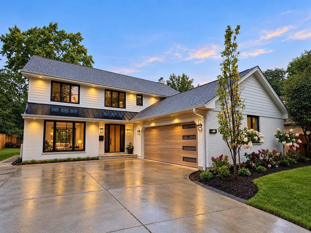 Unit for sale at 309 W Maple Street, Hinsdale, IL 60521