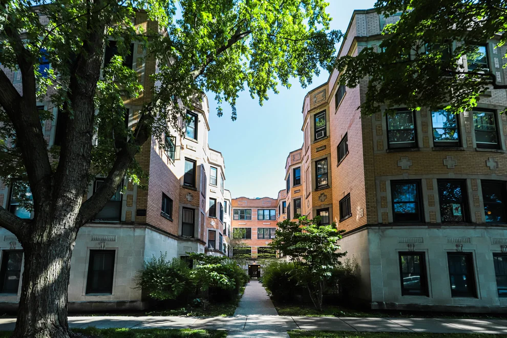 Unit for sale at 1217 W GRANVILLE Avenue, Chicago, IL 60660