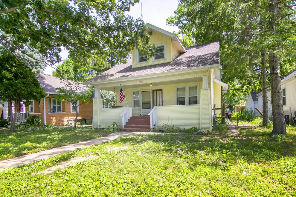 Unit for sale at 984 S POPLAR Avenue, Kankakee, IL 60901